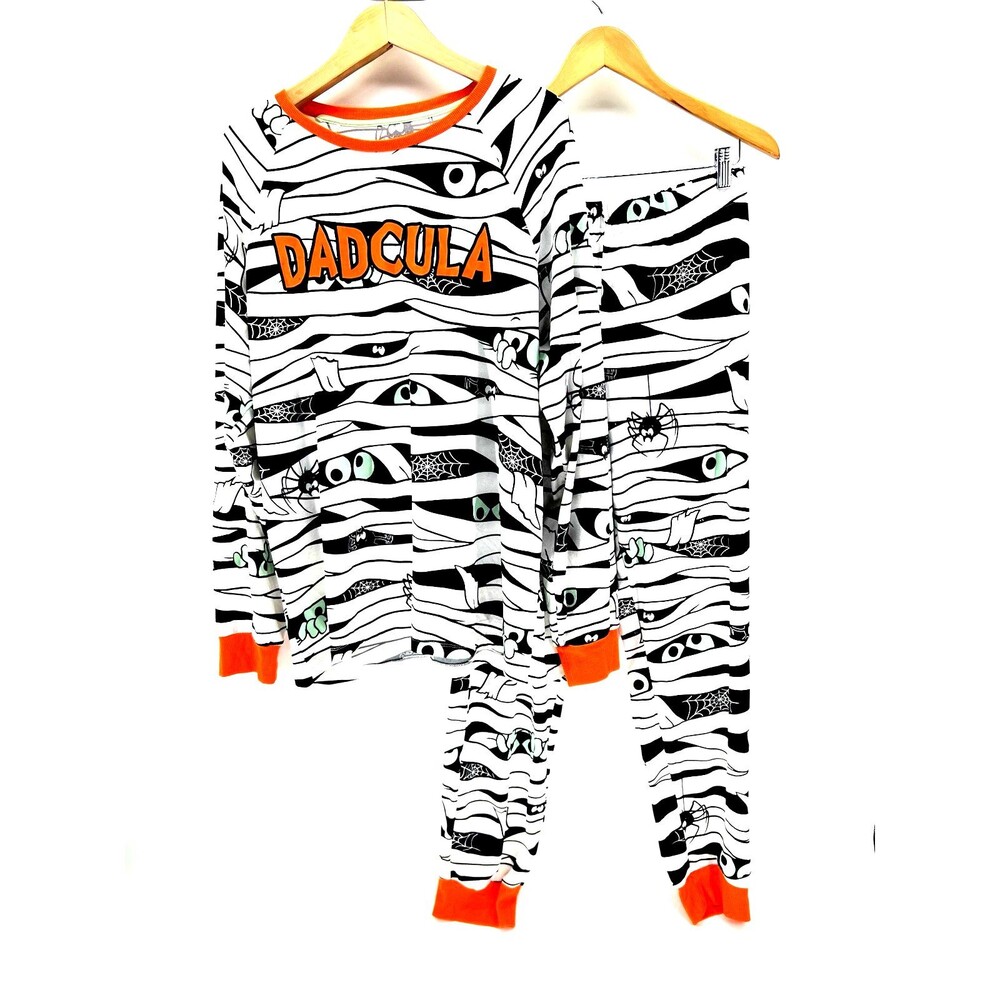 Celebrate! Halloween Mens XL 2pc Pajama Set Dadcula Mummy Graphic Long Sleeve PJ